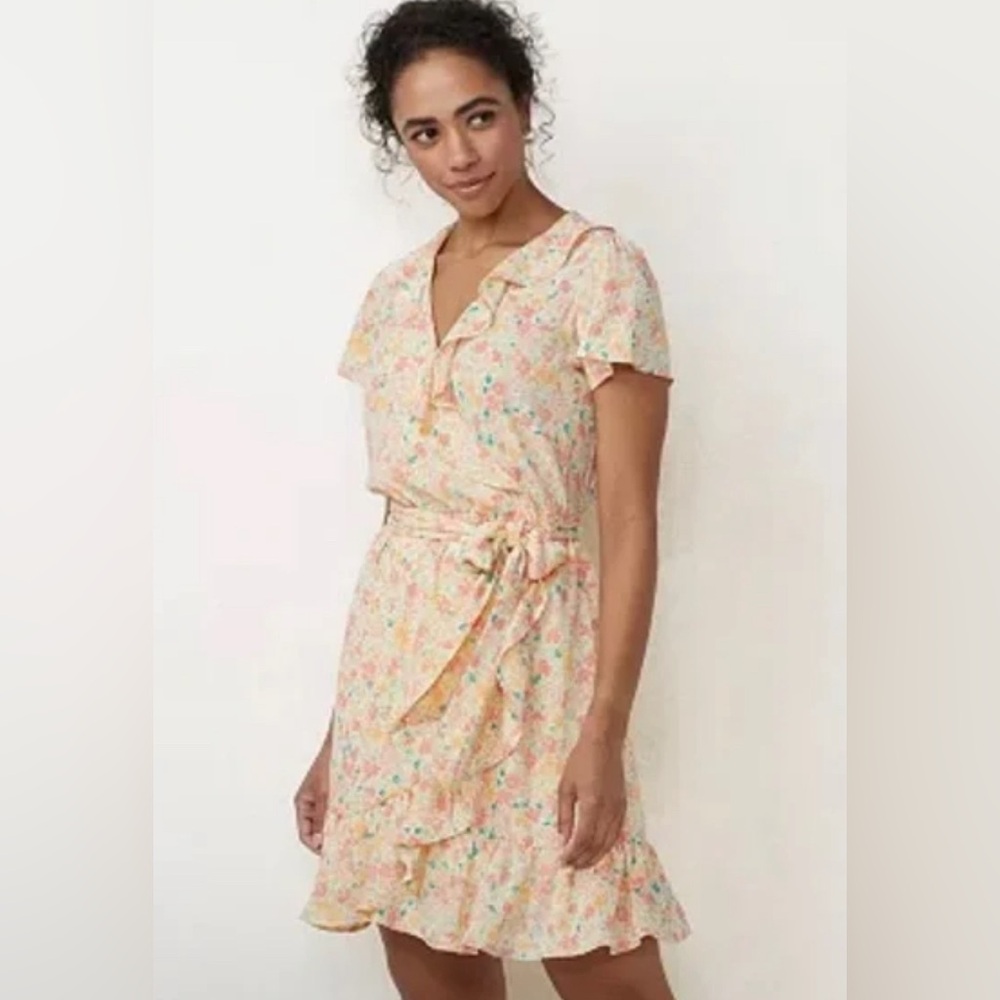 LAUREN CONRAD Peach Floral Ruffle Neck Flutter Sleeve Spring Wrap Dress Large